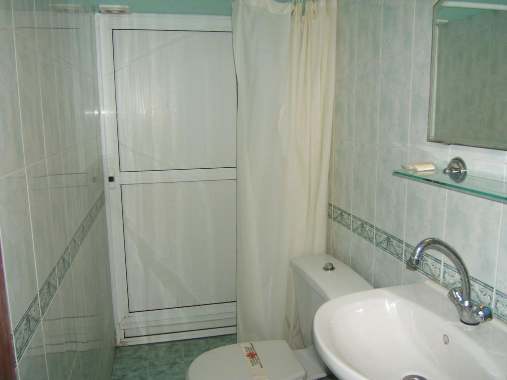 Regina'S Guesthouse Baltschik Zimmer foto
